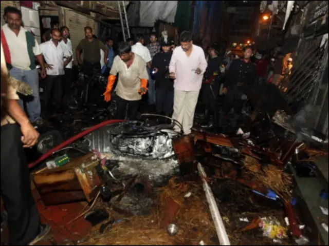 धमाके की तस्वीरें