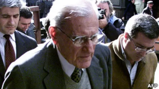 José María Bordaberry fue elegido democráticamente en 1971, pero disolvió las cámaras en 1973 e instauró un gobierno de facto que duró hasta 1985 en el poder.