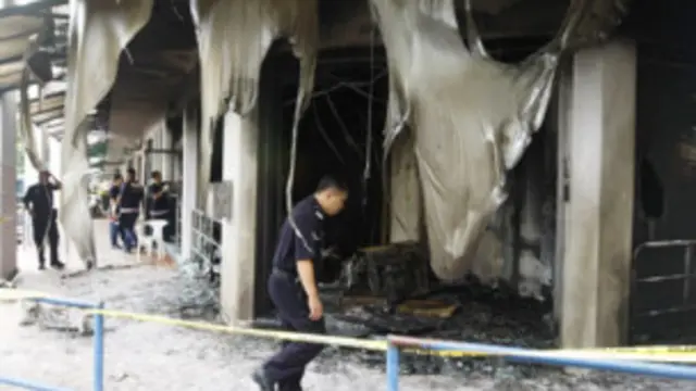 Pertikaian atas kata Allah menyebabkan sejumlah gereja dibakar