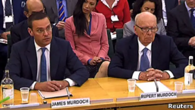 روپرت مرداک به همراه پسرش جیمز مرداک، در این جلسه حاضر شد