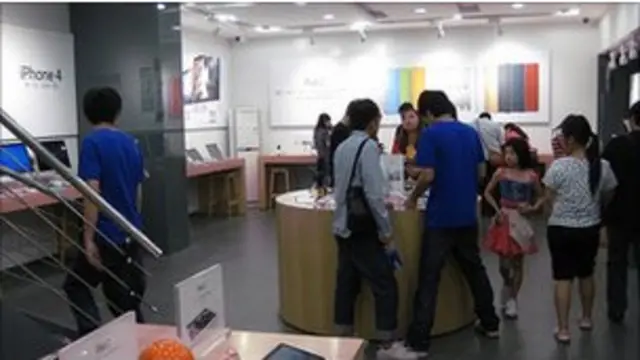 Toko Apple palsu di Cina
