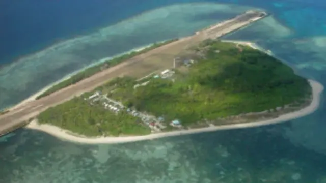 Pulau Kalaayan milik Filipina ini berada di kawasan sengketa di Laut Cina Selatan.