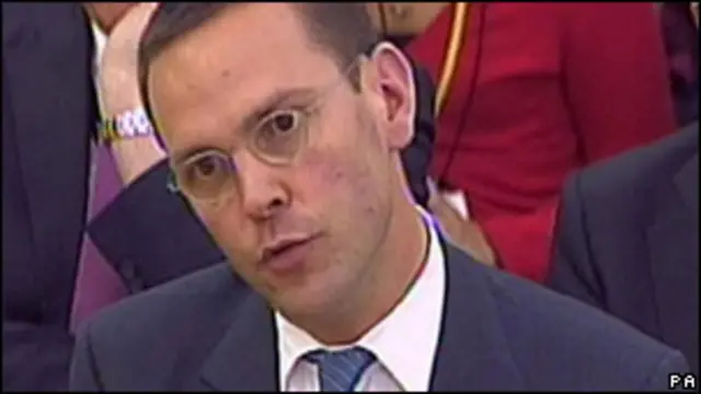 Джеймс Мердок дает показания комитету британского парламента