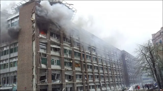 جمعہ کو ناروے کے دارالحکومت اوسلو میں پہلے ایک خوفناک دھماکہ ہوا جس میں سات افراد ہلاک ہوئے