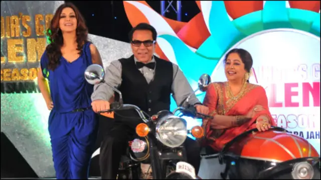 सोनाली बेंद्रे, धर्मेंद्र, किरण खेर