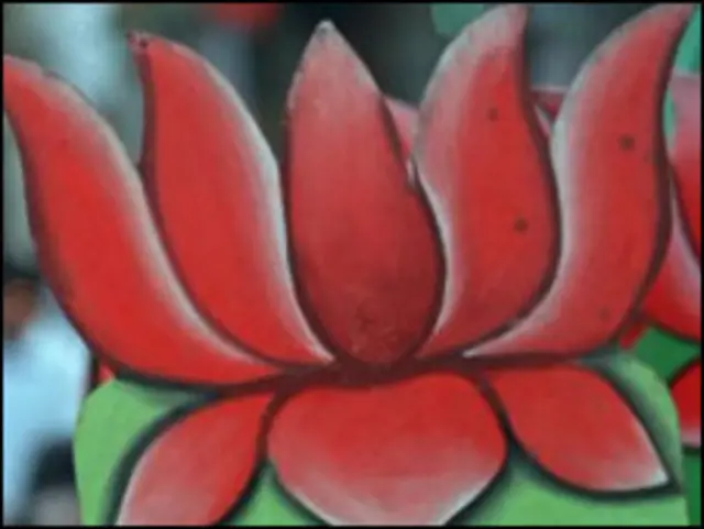 भारतीय जनता पार्टी ने शीला दीक्षित से तत्काल इस्तीफ़ा देने को कहा है. 