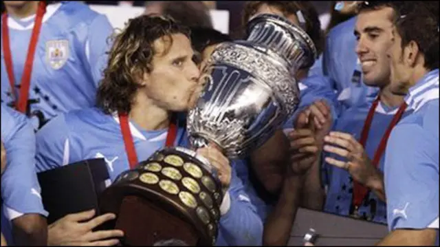 فائنل میں یوراگوئے نے پیرا گوئے کو تین صفر سے شکست دے کر پندرہویں بار یہ کپ جیتنے کا اعزاز حاصل کیا