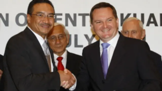 Pemerintah Australia dan Malaysia sepakat melakukan pertukaran pengungsi, akhir Juli lalu.