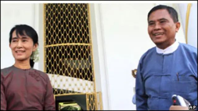 Suu Kyi bertemu menteri 