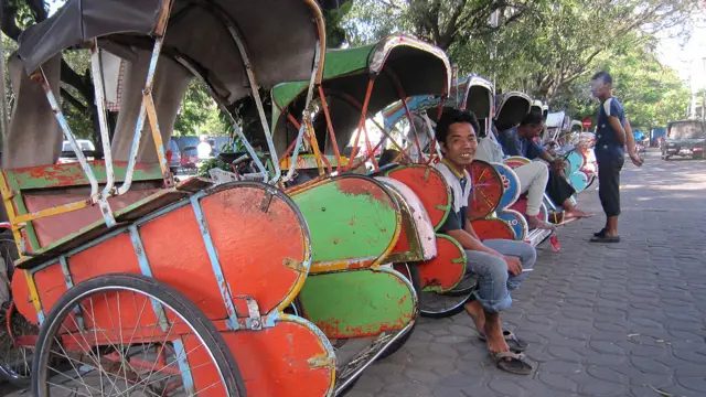 Becak di Solo
