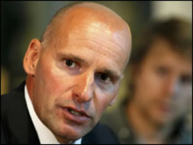 وہ سمجھتا ہے کہ وہ حالتِ جنگ میں ہے: انرش بریوک کے وکیل