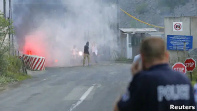 Сутички на КПП у Косово