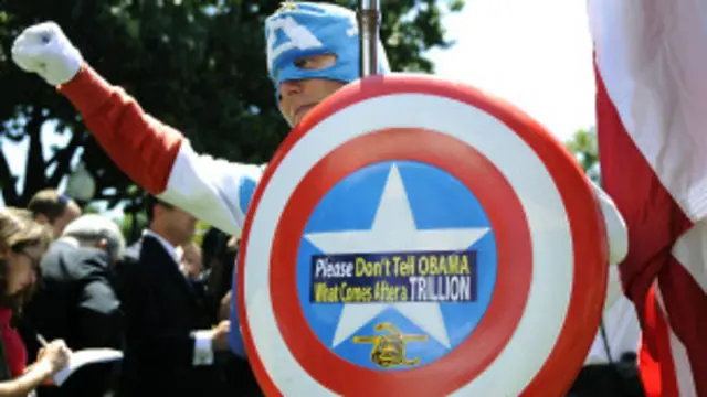 Pendukung Tea Party menolak kenaikan pagu utang nasional AS.