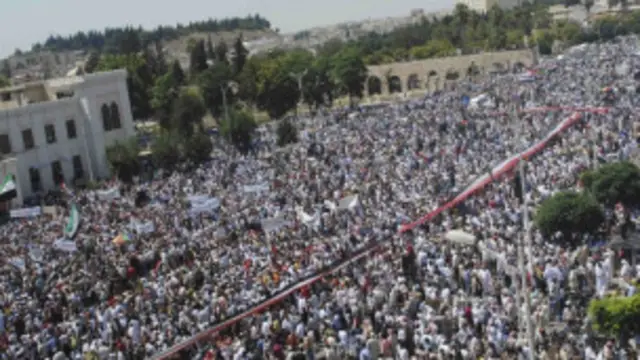 Aksi unjuk rasa besar-besaran di Hama ini terjadi pada 29 Juli lalu.