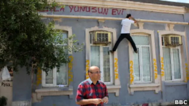 Bakıda evlərin sökülməsi