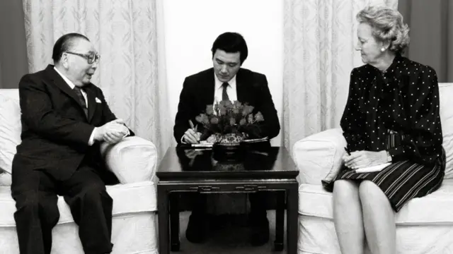 右起：蒋经国、马英九、格拉姆