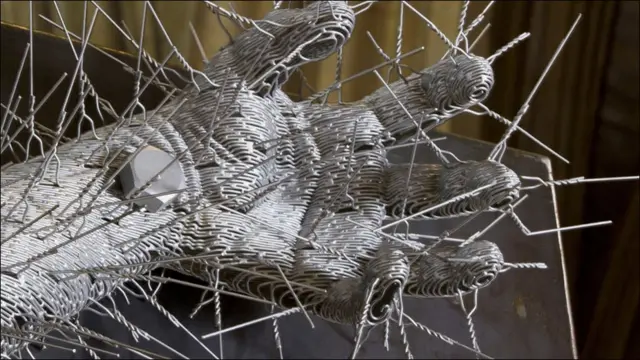 ڈیود میک کی اب تک کی سب سے بڑی ذاتی نمائش آٹھویں ایڈن برا فیسٹیول کا حصہ ہے۔