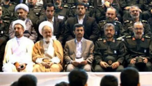 سپاه پاسداران پیش از این اعلام کرده است که وظایف این نیروی مسلح تنها نظامی نیست در امور سیاسی و فرهنگی هم دخالت خواهد کرد