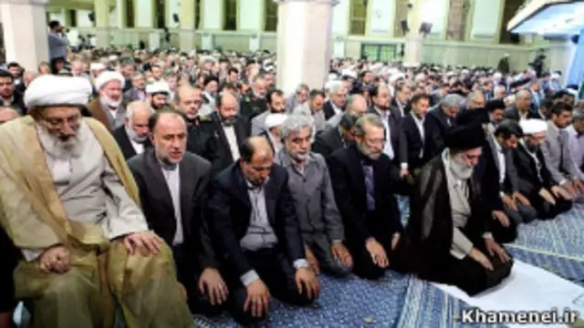 شرکت کنندگان در مراسم