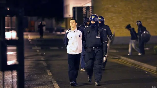 Полиция задержала подростка в Брикстоне