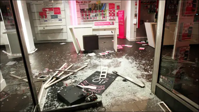 ان فسادات کو برطانیہ کی تاریخ کے بدترین فسادات میں شمار کیا جا رہا ہے۔