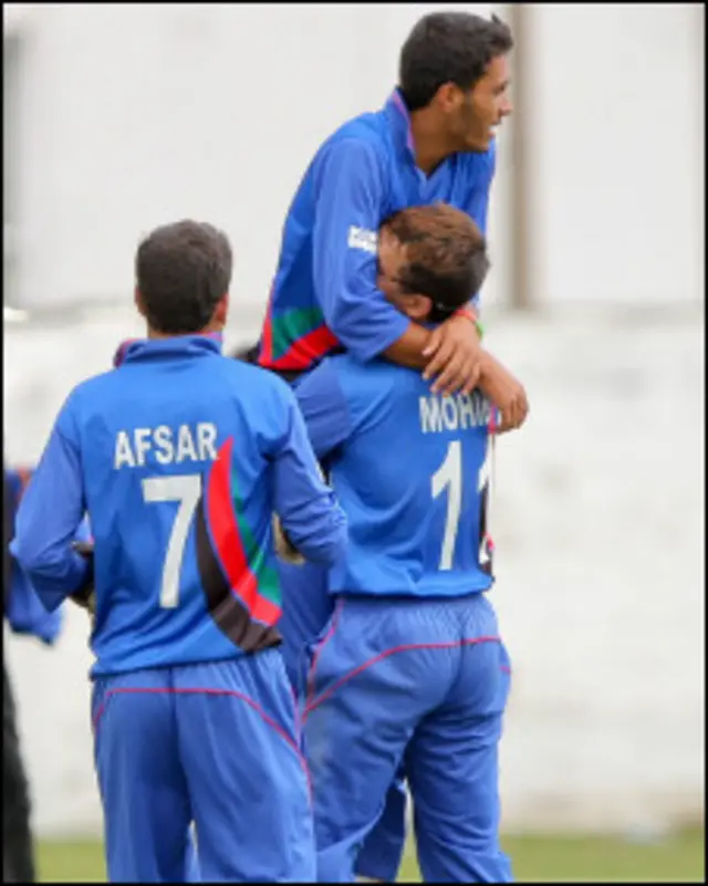 د افغان لوبډلې په بريا کې حميد حسن، محمد شهزاد او شبير نوري مهم رول ولوباوه.