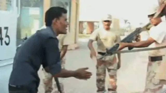 جنود باكستانيون