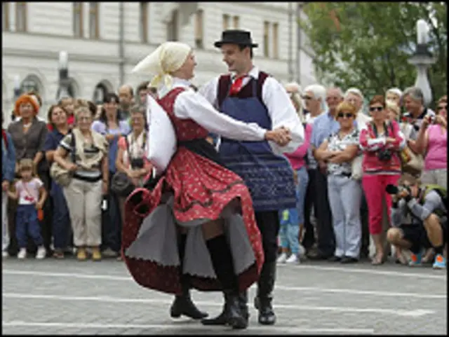 Словенія святкує День єдності