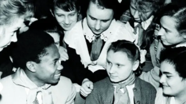 Встреча студента РУДН с пионерами