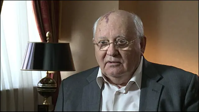 Михаил Горбачев 1990 йил охирида Нобел Тинчлик мукофоти билан мукофотланган