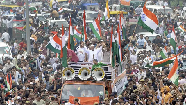 तिहा़ड़ से रामलीला मैदान तक अन्ना की रैली