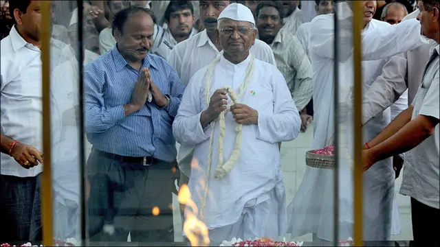 तिहा़ड़ से रामलीला मैदान तक अन्ना की रैली