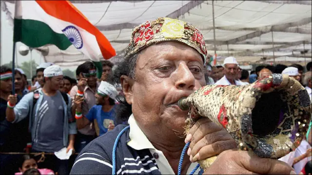 तिहा़ड़ से रामलीला मैदान तक अन्ना की रैली