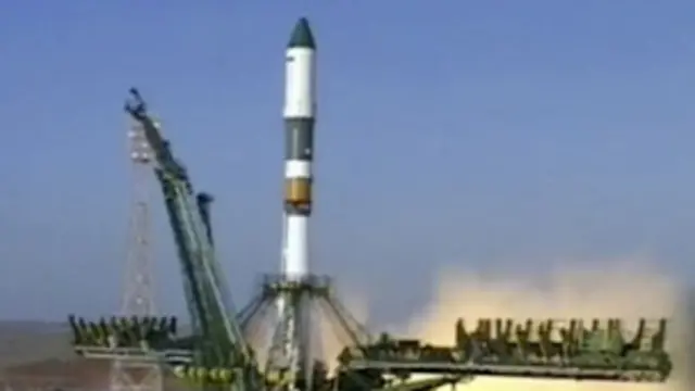 Старт ракеты "Союз-У" с кораблем "Прогресс"