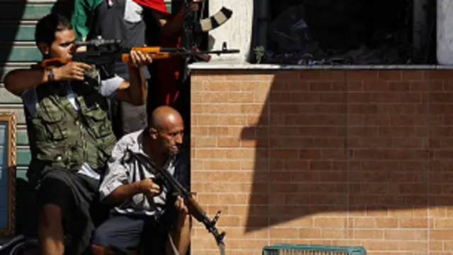 Các tay súng nổi dậy Libya ở Tripoli