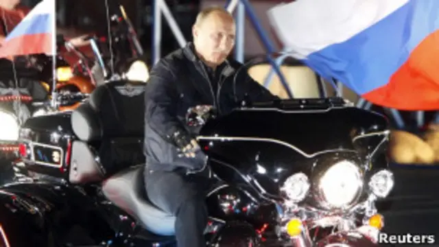 Владимир Путин на байк-шоу
