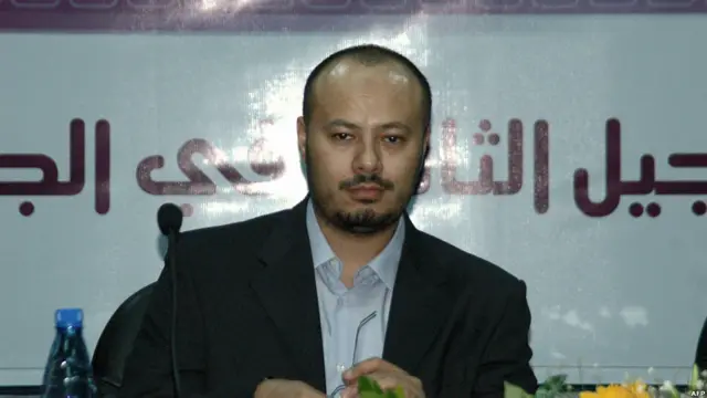 محمد قذافی، پسر دیگر معمر قذافی که مدیر شرکت موبایل "لیبیانا" بوده است. 