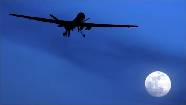 اگست 2008: امریکہ نے پاکستان کے قبائلی علاقوں میں القاعدہ اور پاکستان جنگجوؤں کے خلاف ڈرون حملوں میں اضافہ کردیا۔ 