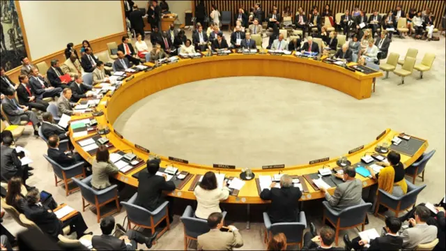 28ستمبر 2001: اقوامِ متحدہ نے متفقہ طور پر دہشت گردوں اور انہیں پناہ دینے والے ممالک کے خلاف قرارداد نمبر تیرہ سو تہتر منظور کرلی۔ 