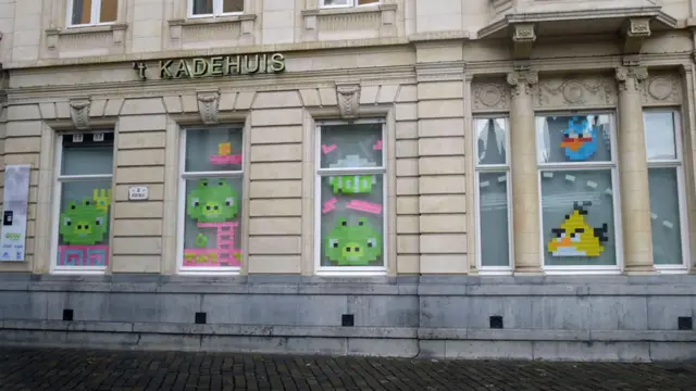 Foto: www.postitwar.com