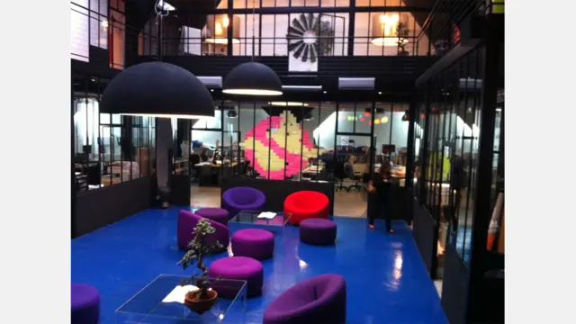 Foto: www.postitwar.com