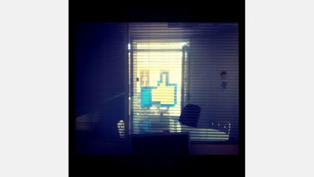 Foto: www.postitwar.com