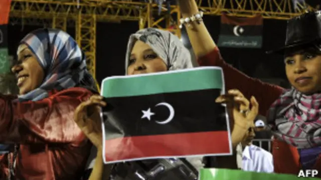 Người dân Tripoli ăn mừng lễ Eid