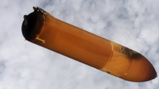 المخلفات لافضائية تتنامى