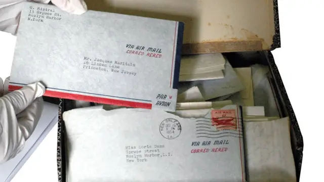 objetos personales de gabriela mistral