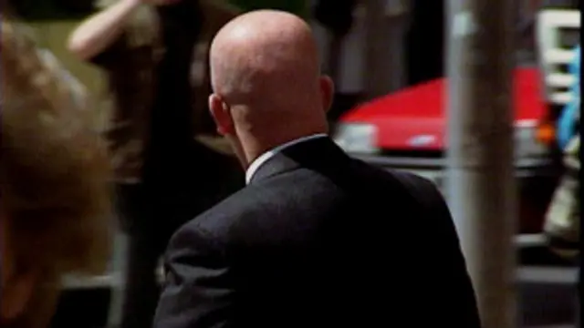 गंजापन पुरुषों में बहुत ही आम बीमारी है.