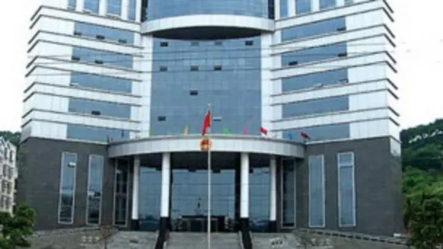 中国试点撤销街道办强化居委会 - BBC News 中文