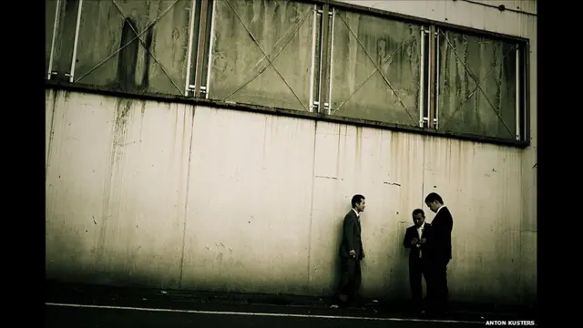 La policía de Japón estima que en 2009 había 80.900 pandillas activas en el país, cuyas actividades incluyen el tráfico de drogas, la extorsión y el juego ilegal. (© Anton Kusters)