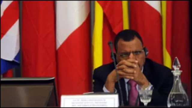 Mohamed Bazoum mengatakan Niger tidak mampu menutup perbatasan