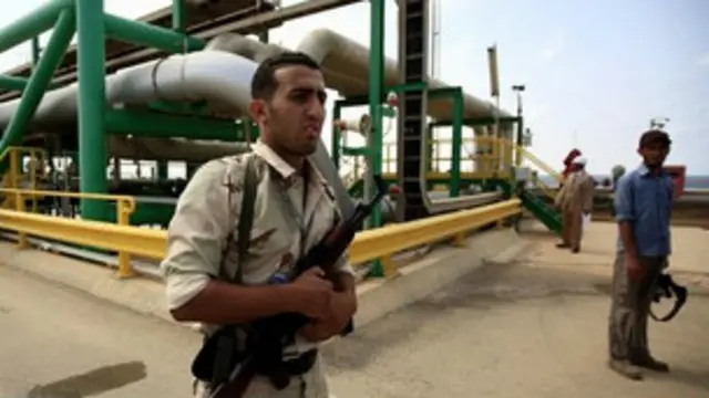 تعاني ليبيا من المليشيات التي انتشرت بعد الاطاحة بالقذافي